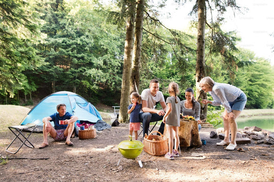 Camping en famille avec des enfants : conseils et astuces