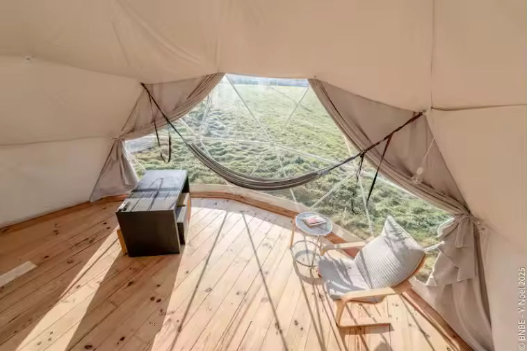 Tente Dôme Géodésique de Luxe 6M – PVC Imperméable | Glamping Hôtel & Resort