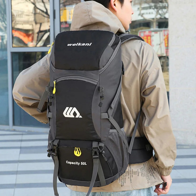 Sac à Dos de Randonnée Imperméable 50L – Camping, Trek et Voyage – Noir